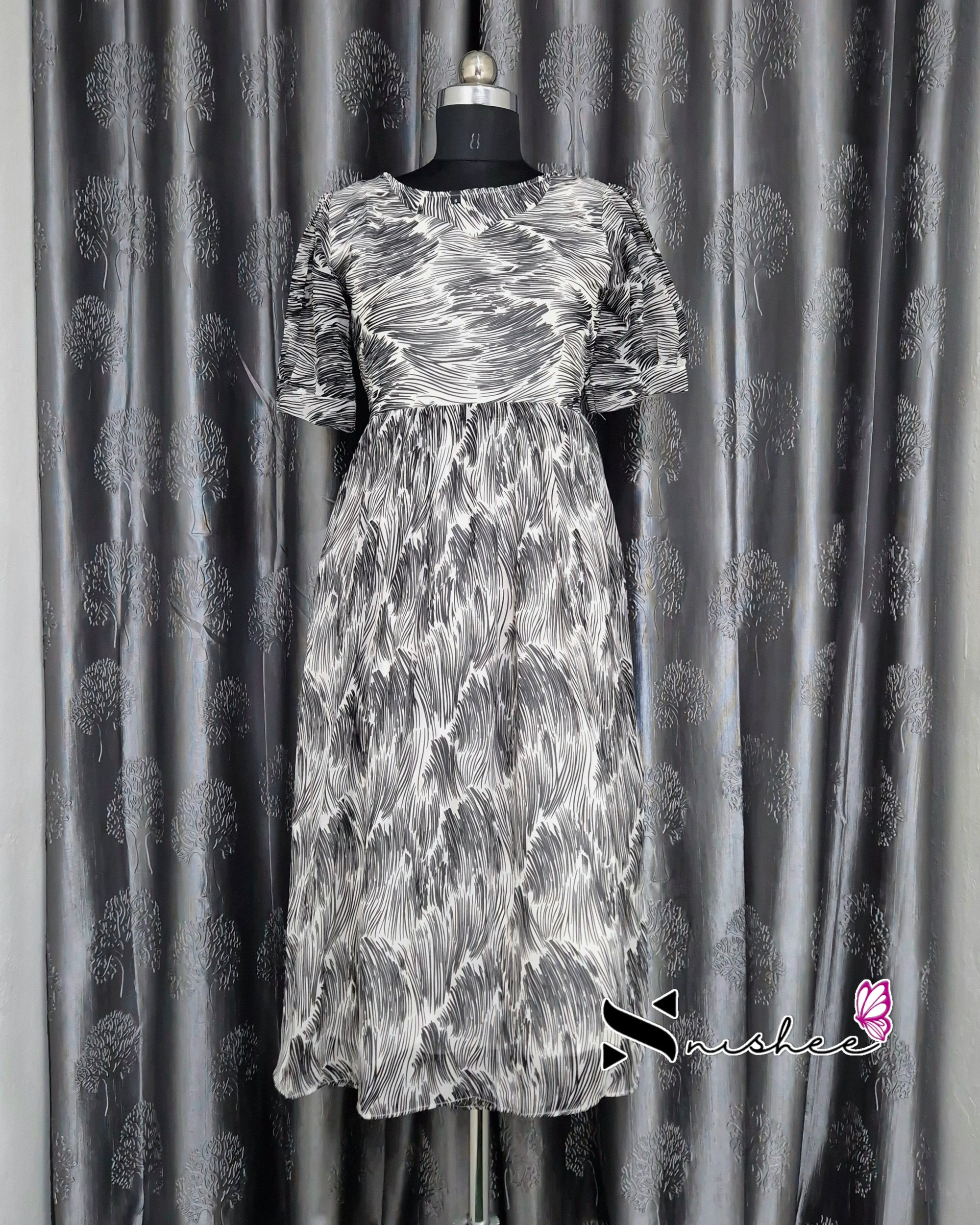 Scribbed Patches with Sweet Heart Neck Black Gown