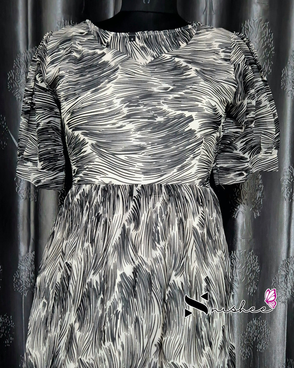 Scribbed Patches with Sweet Heart Neck Black Gown