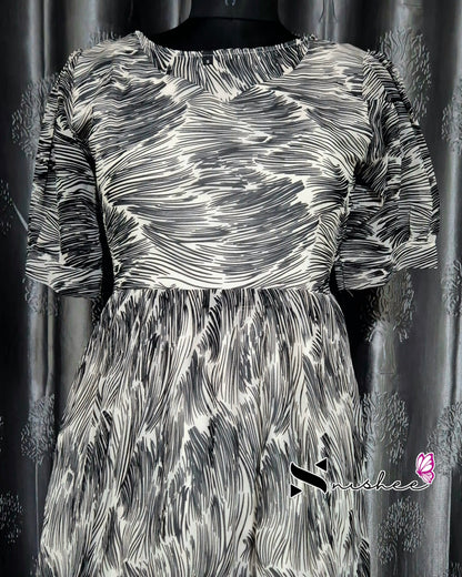 Scribbed Patches with Sweet Heart Neck Black Gown