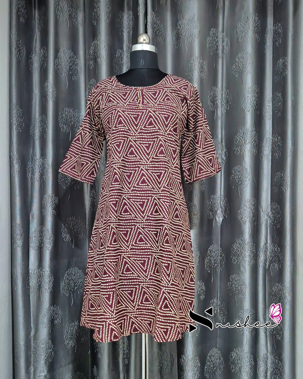 Maroon Triangular Chain Print A Line Kurti
