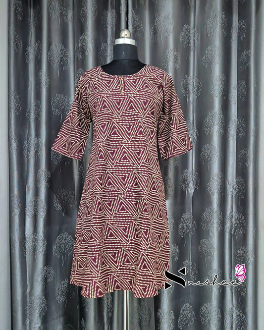 Maroon Triangular Chain Print A Line Kurti