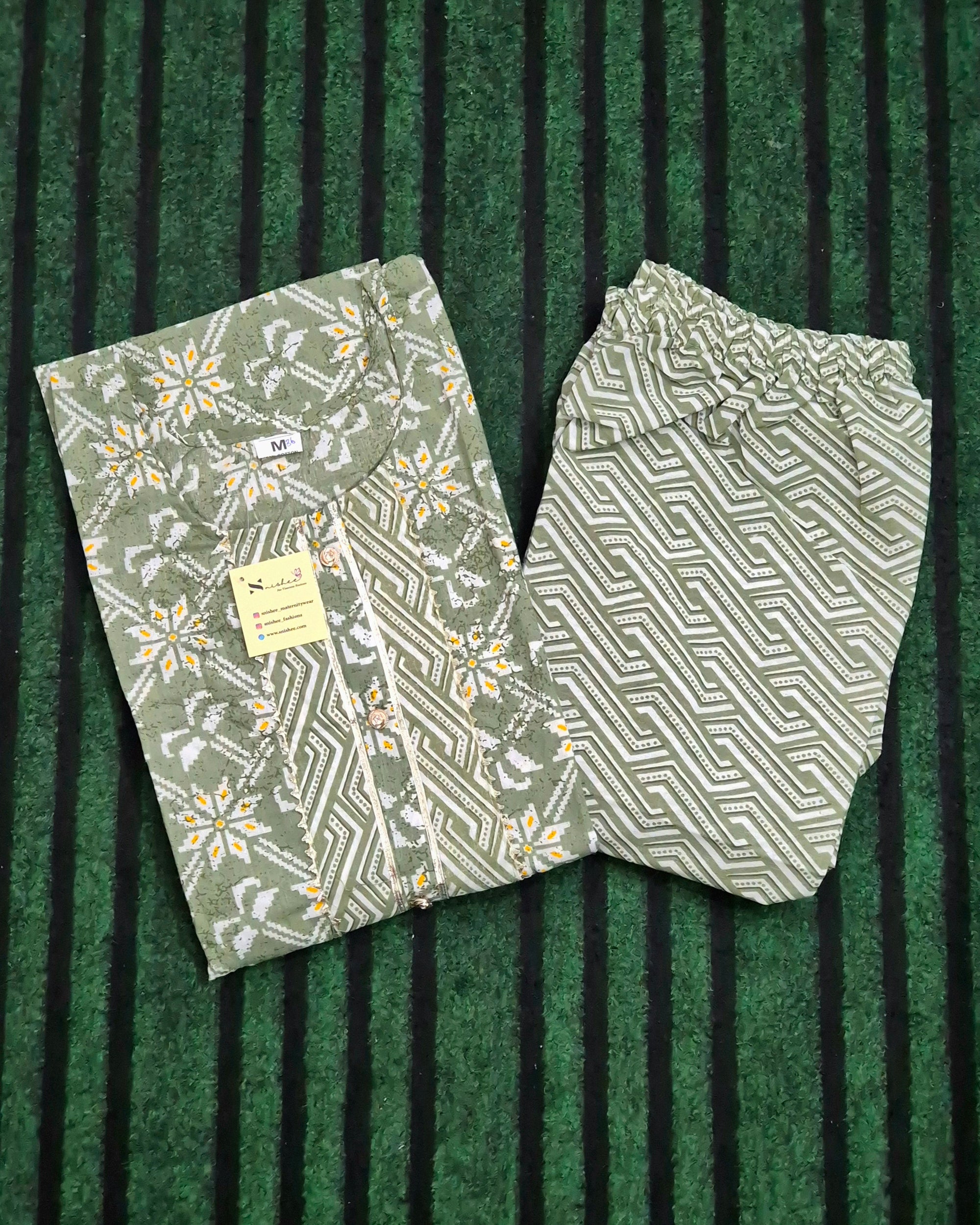 Basil Green Diamond Pattern Floral Kurti Set