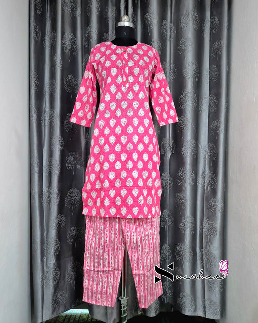 Pink Leaf Motif Kurti Set