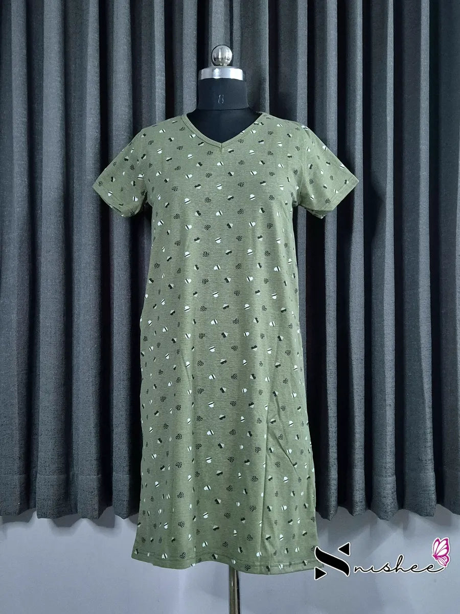 Little Hearts V-Neck Long Tshirt