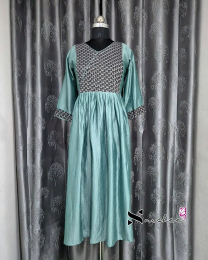 Maternity Feeding Kurti - WITH ZIP (MF044)