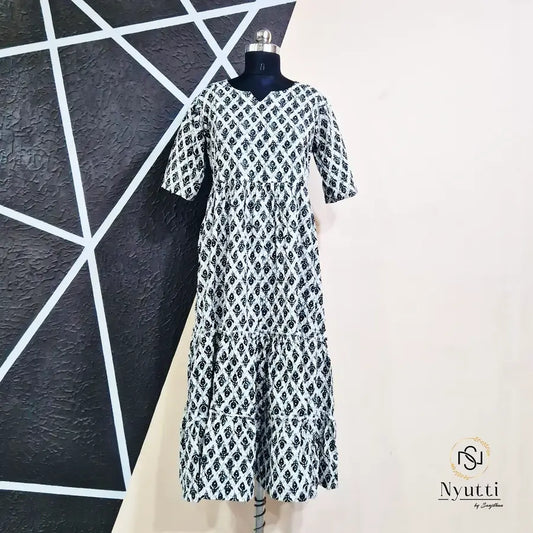 Pallavi Cotton Feeding Kurti WITH ZIP