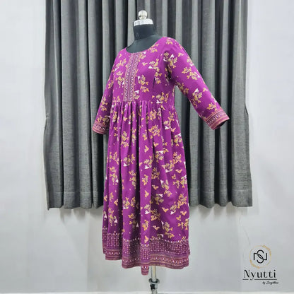 Maya Cotton Feeding Kurti WITH ZIP