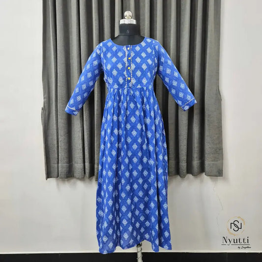Maahi Cotton Feeding Kurti WITH ZIP