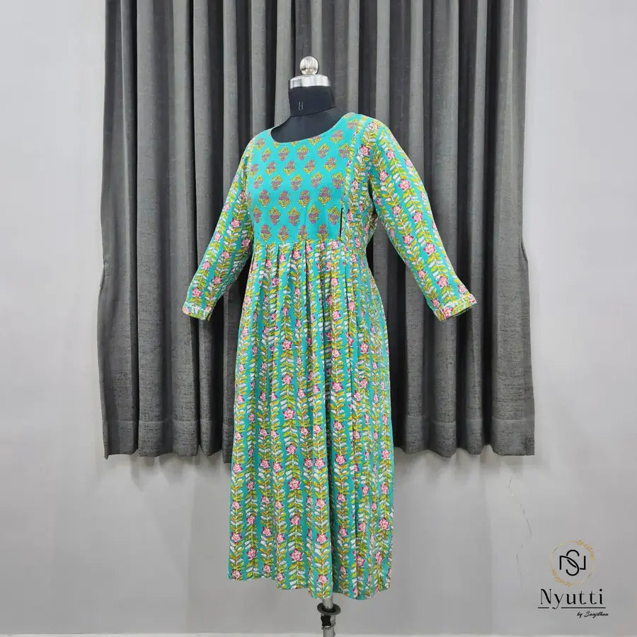 Eshika Cotton Feeding Kurti WITH ZIP