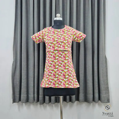 Petals - Pull Up - TShirt