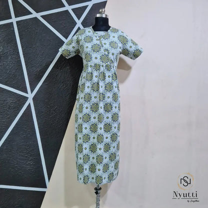 Dotted Spiral - Side Pull - Midi Length